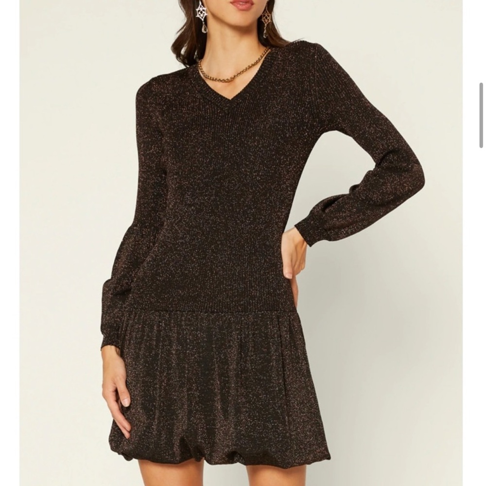 Current Air Lurex Metallic Ribbed Sweater
Dress Size Medium